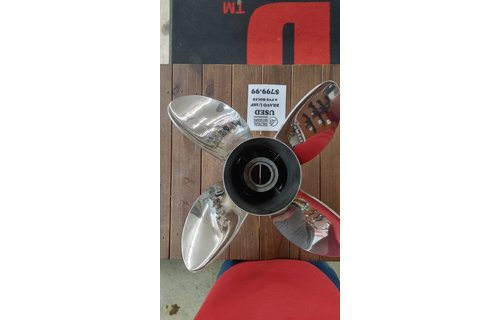 USED  MERCURY BRAVO I XS  PROP 28P 8 PVS HOLES