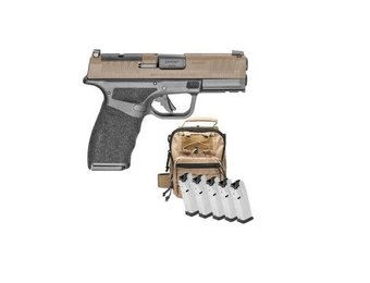 Hellcat PRO FDE with range bag and 5 extra Magazines