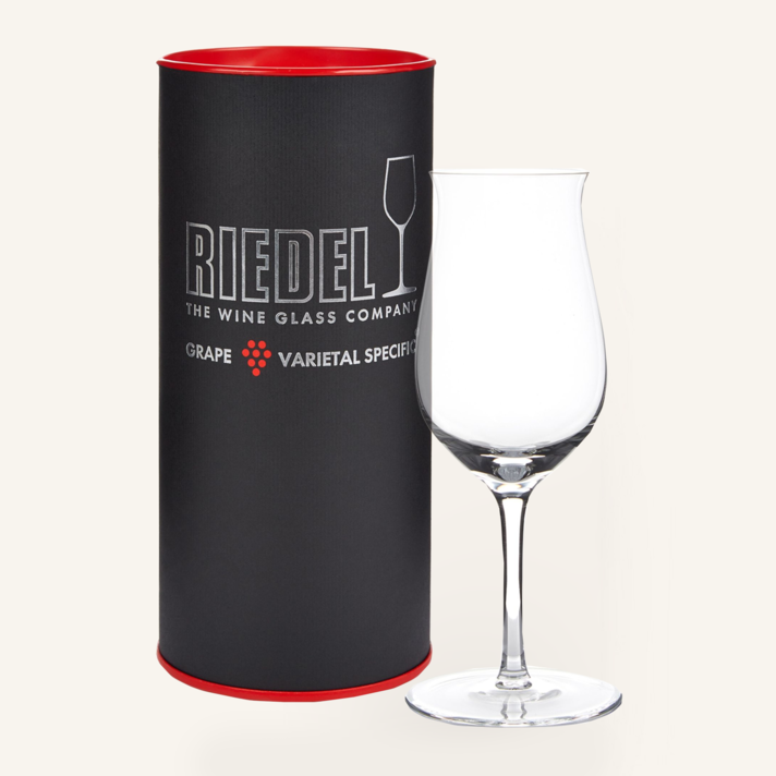 https://cdn.shoplightspeed.com/shops/633206/files/31432951/712x712x1/riedel-riedel-cognac-vsop-wine-glass.jpg