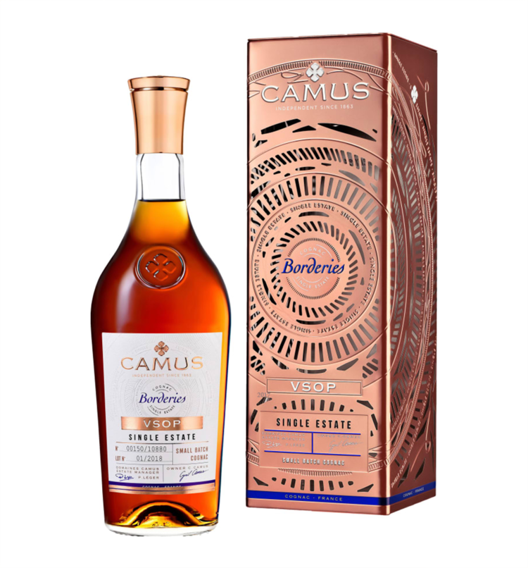 Cognac vsop цена. Коньяк Камю Бордери. Коньяк Camus VSOP. Коньяк Камю VSOP Бордери. Коньяк камус ВСОП.