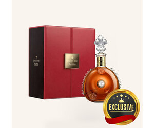 REMY MARTIN LOUIS XIII 750ml 専用ケース付き Remy Martin Louis-XIII in Coffret Box 750ml - Liquor Store