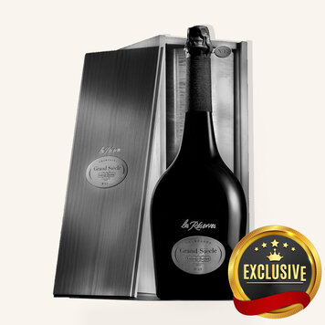 Perrier Jouet Belle Epoque Brut Champagne Gift Box 2015 $232 Perrier Jouet Belle Epoque Brut Champagne Gift Box 2015 $232