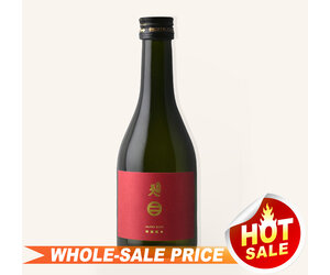 NANJAMAN/YAMETOKI 美品 Bijofu The Gentleman Tokubetsu Junmai Sake 1.8L 美大夫特别纯