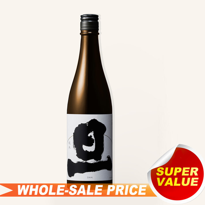Kubota Junmai Daiginjo Sake 1.8L 久保田純米大吟釀(黑盒)$56 Kubota Junmai Daiginjo Sake 1.8L 久保田純米大吟釀(黑盒)$56