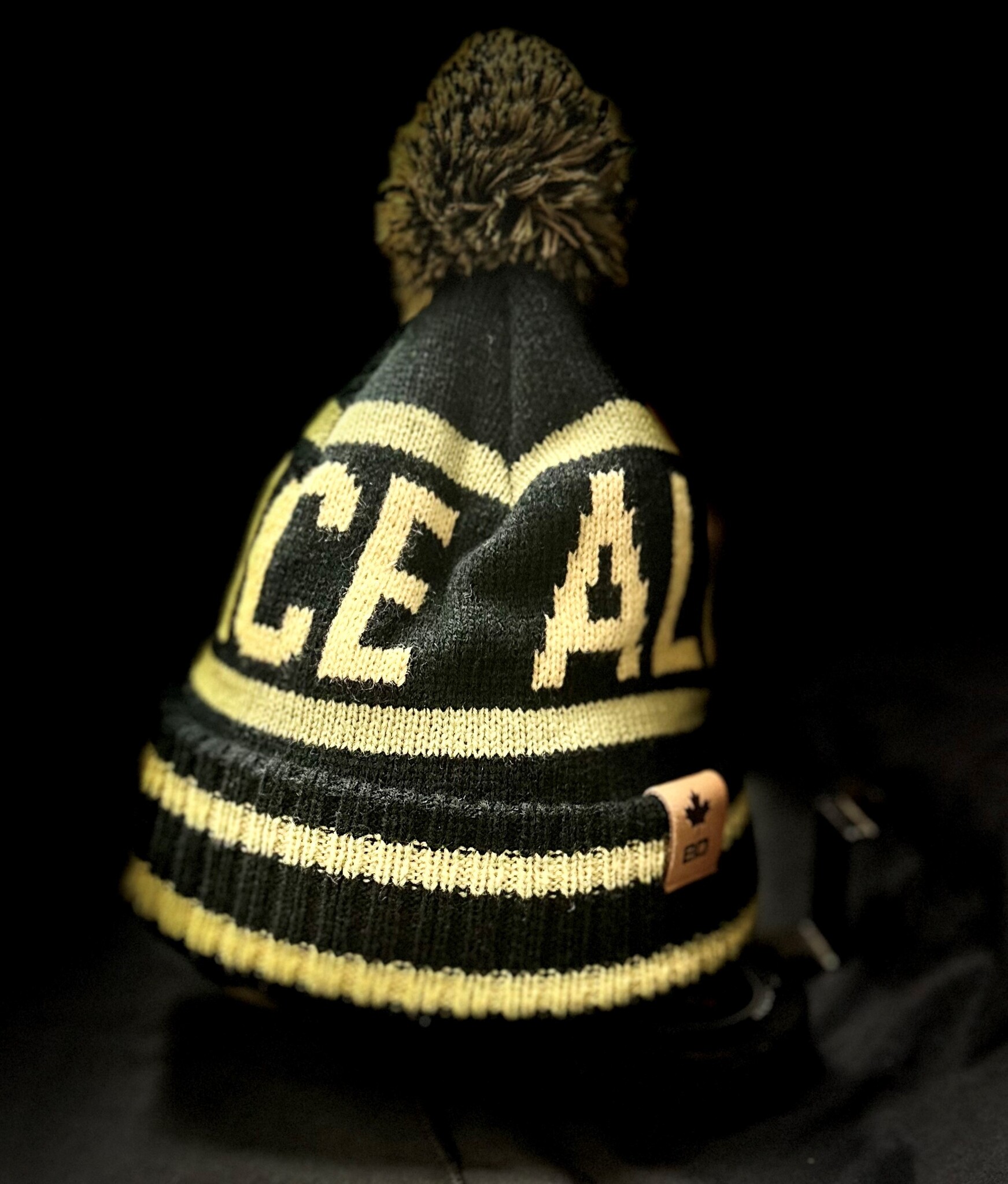 BARDOWN SPORTS INC. Raiders Classic 3.0 Toque