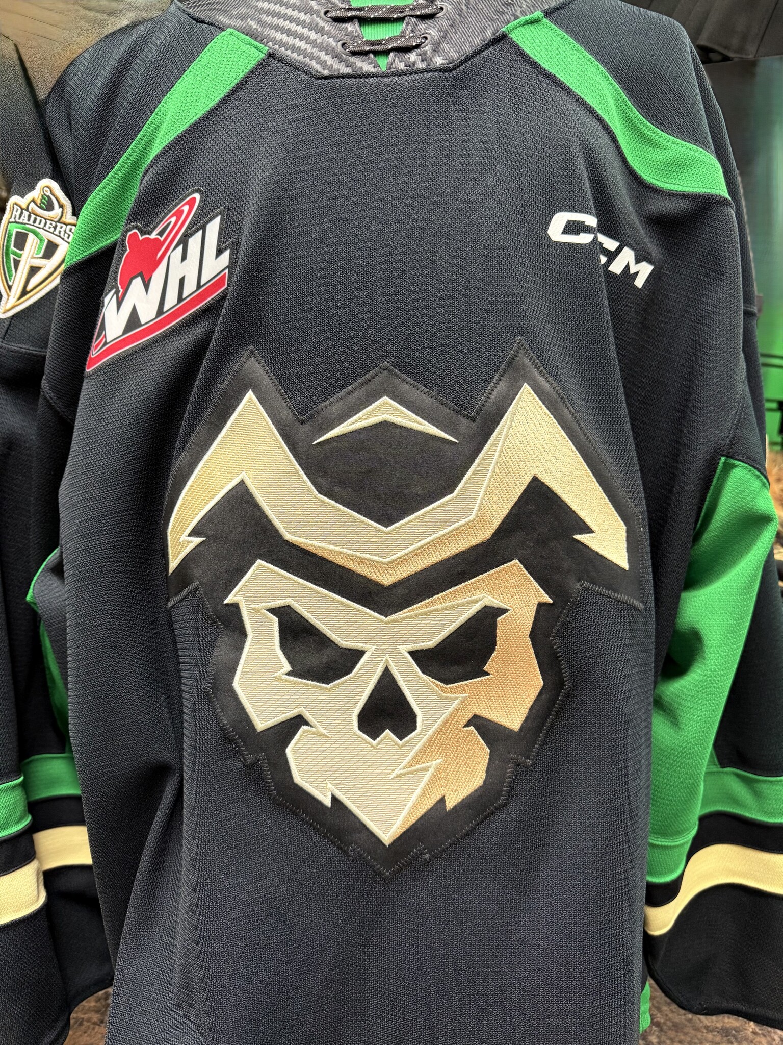 CCM GAME WORN JERSEYS
