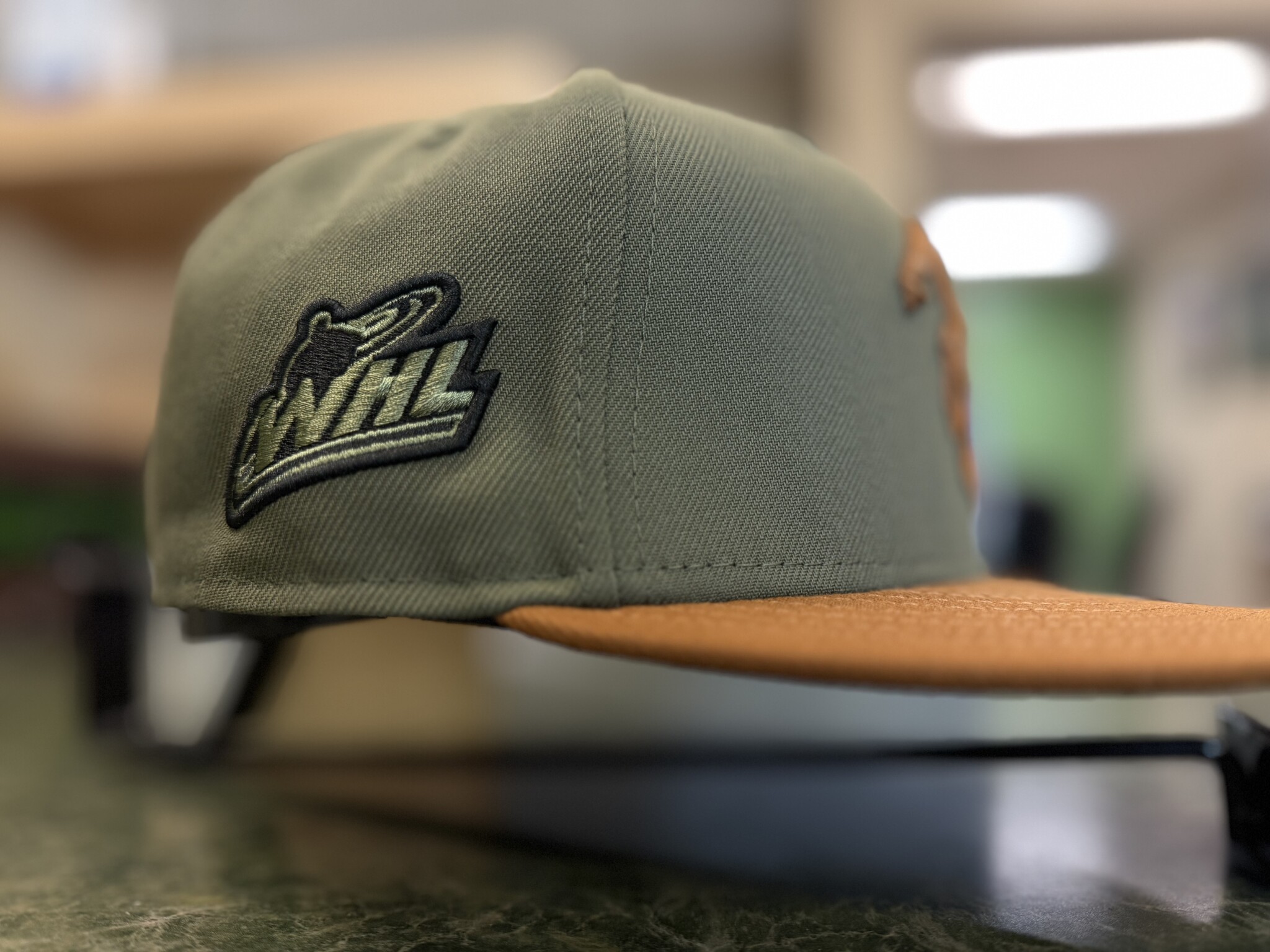 New Era Olive Green / T. Peanut New Era 950