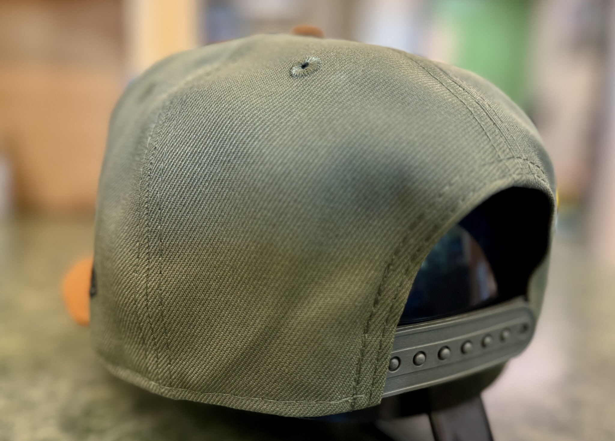 New Era Olive Green / T. Peanut New Era 950