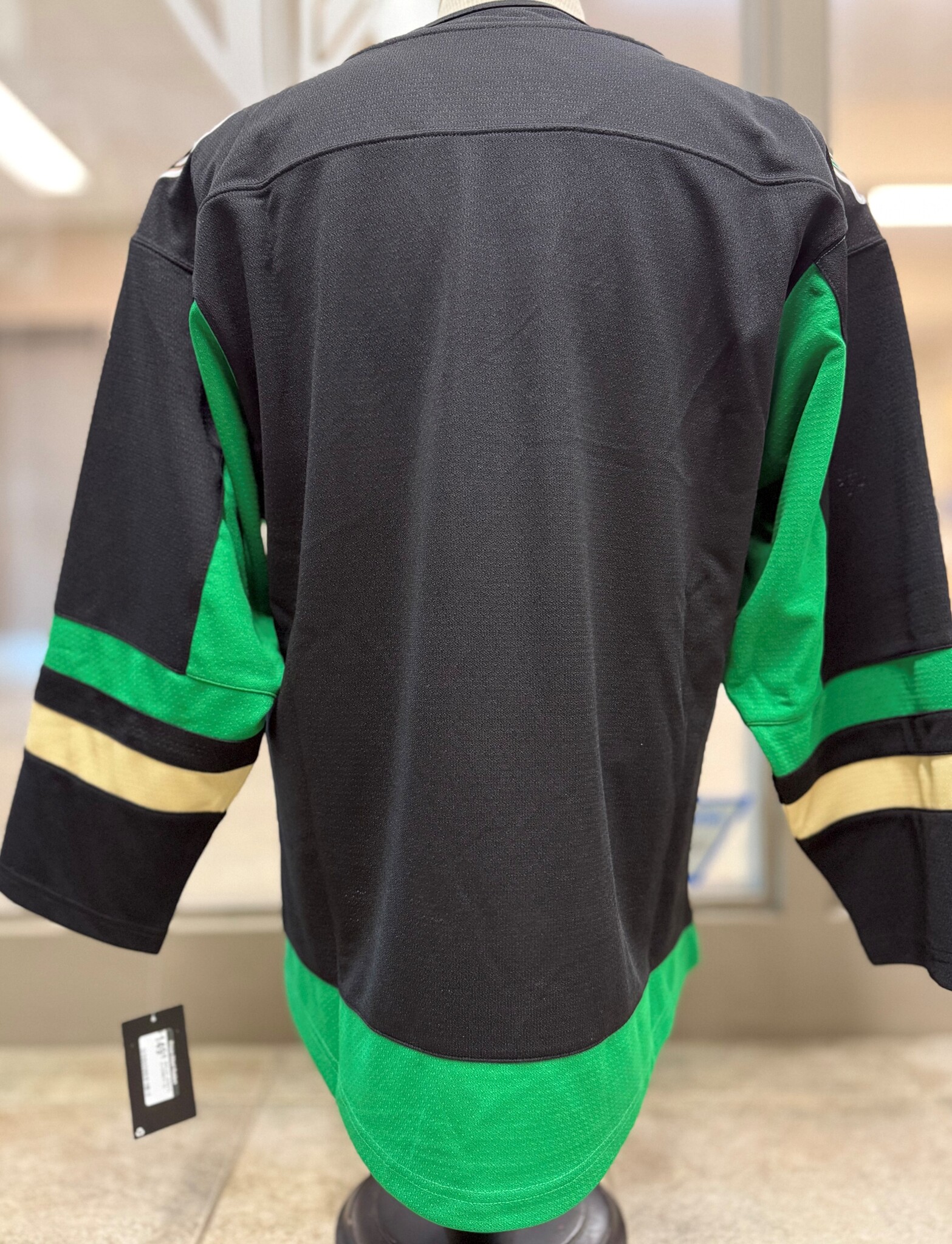 MOMENTEC REPLICA JERSEYS - Momentec Brands