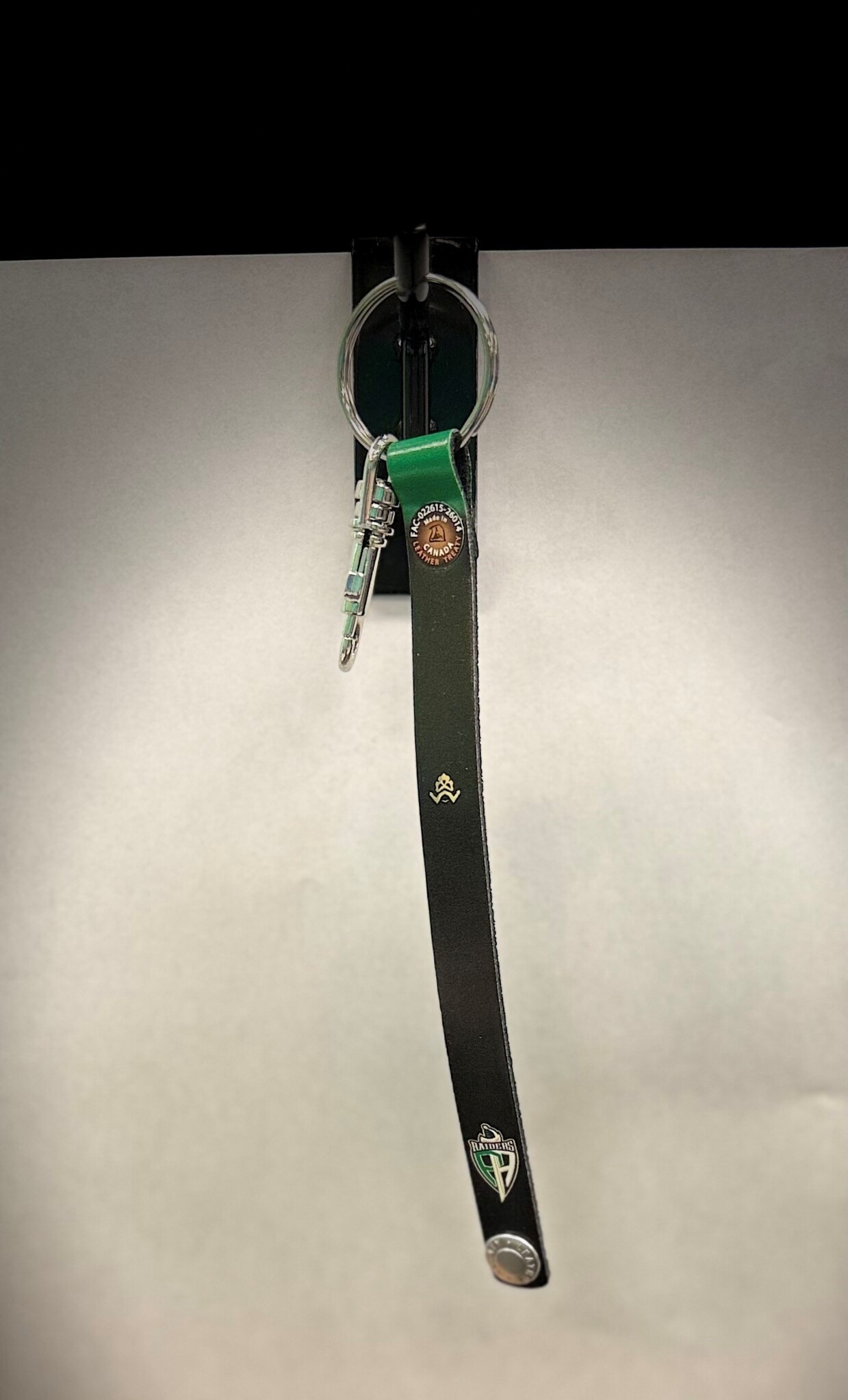 Leather Treaty Loop Keychain w/Claw