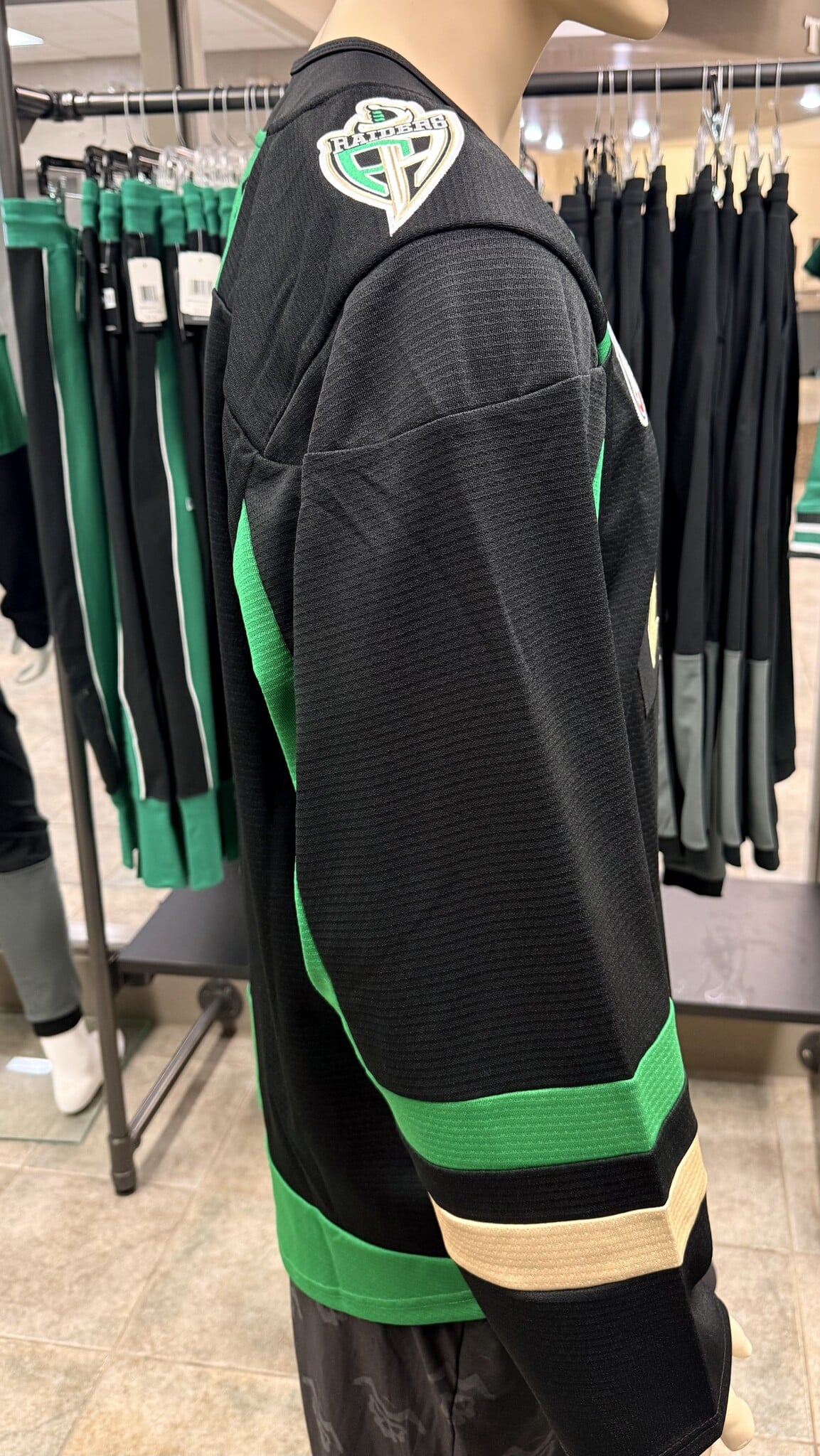 UNDER ARMOUR Raiders Replica SKULL Jersey