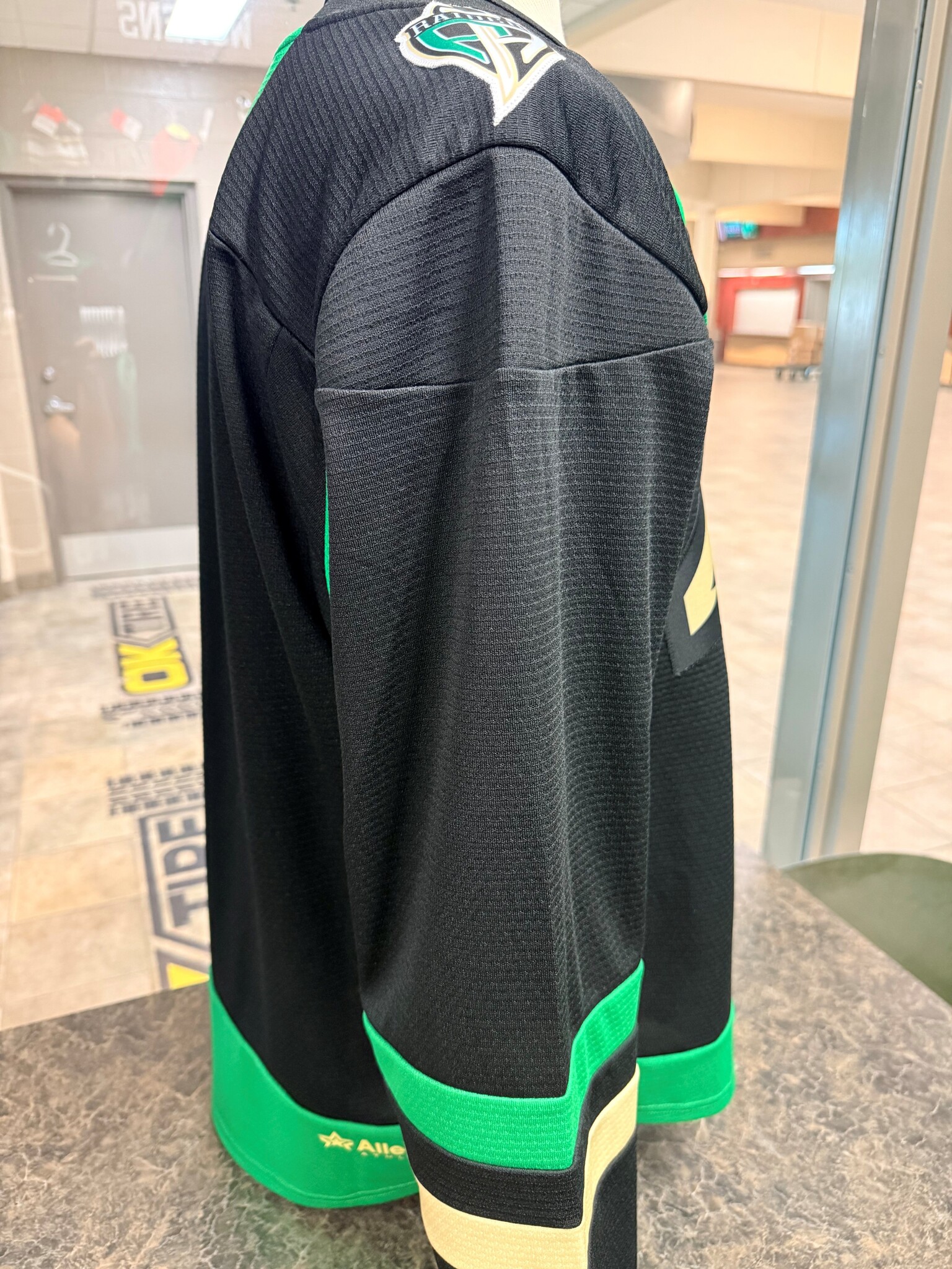 MOMENTEC Raiders WRAPAROUND Replica SKULL Jersey
