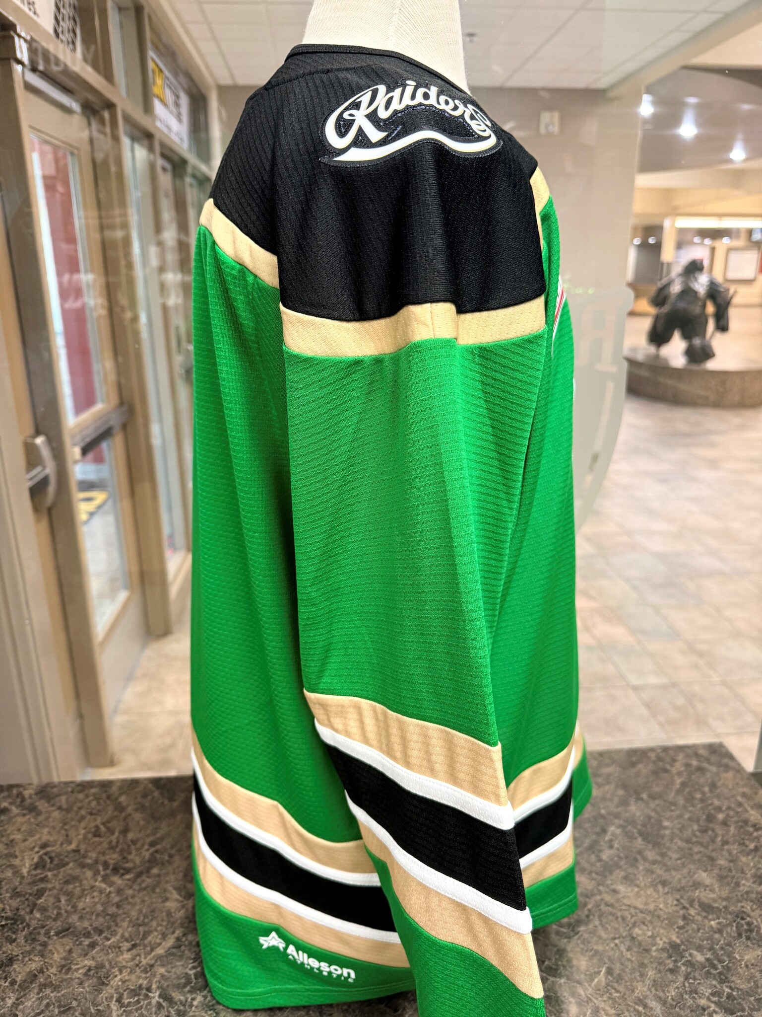 MOMENTEC Raiders WRAPAROUND Replica Green Jersey