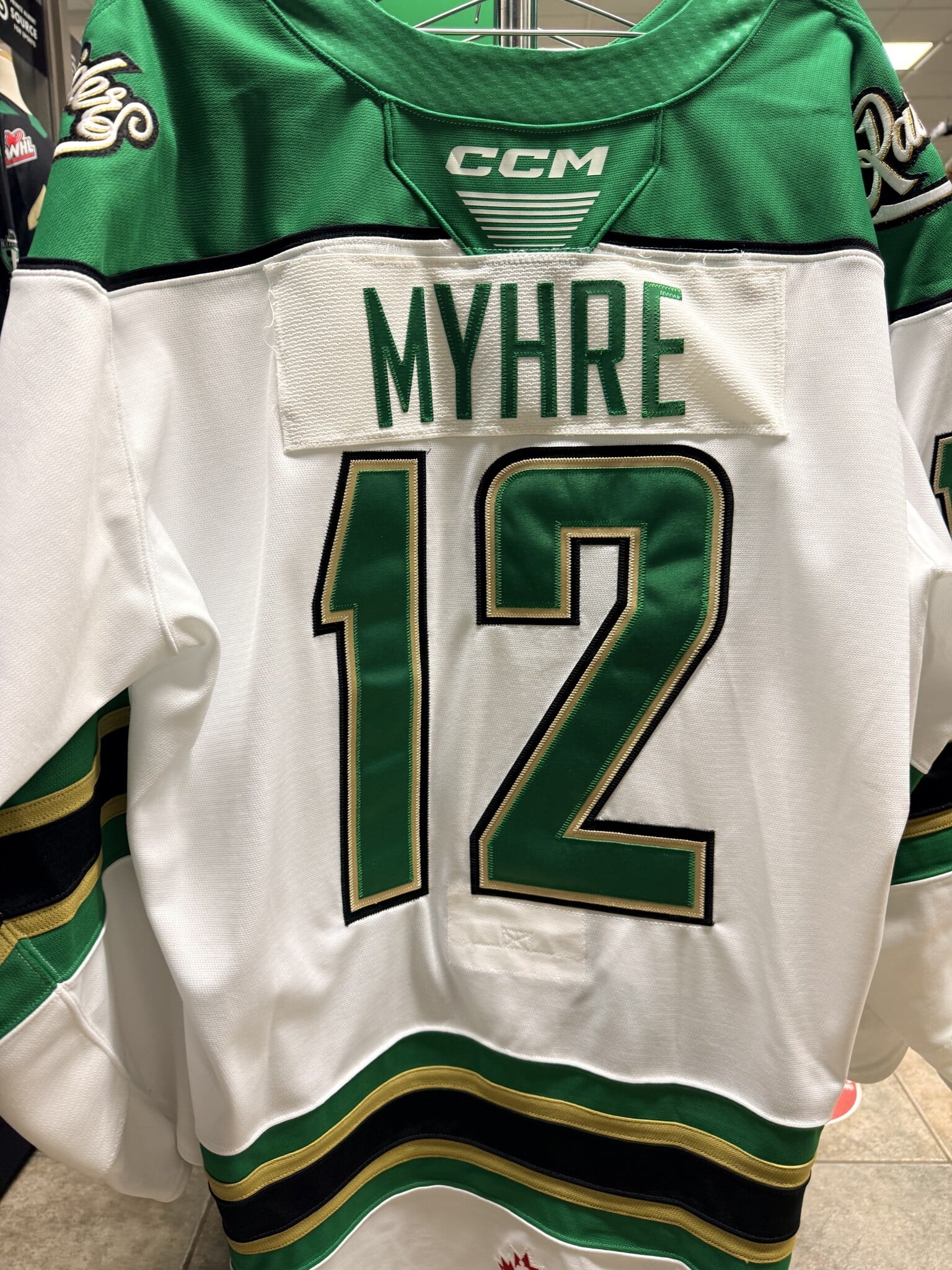 CCM GAME WORN / AUTHENTIC JERSEYS