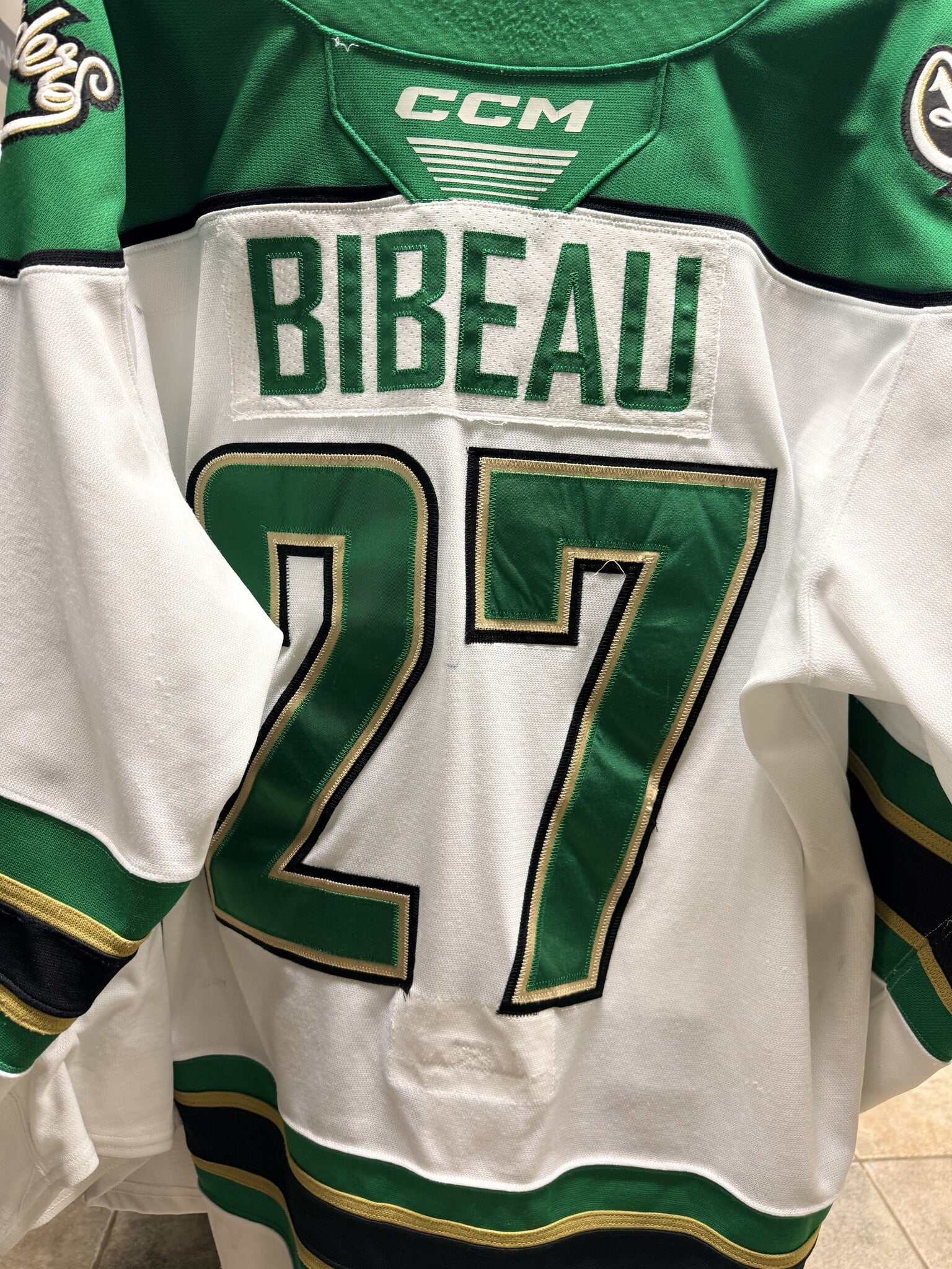 CCM GAME WORN / AUTHENTIC JERSEYS