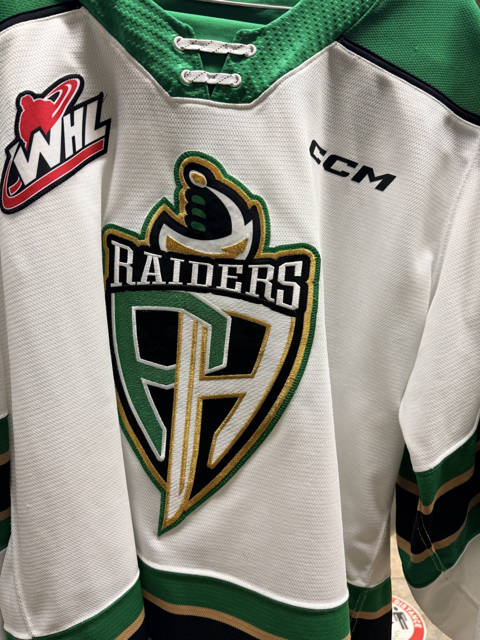 CCM GAME WORN / AUTHENTIC JERSEYS