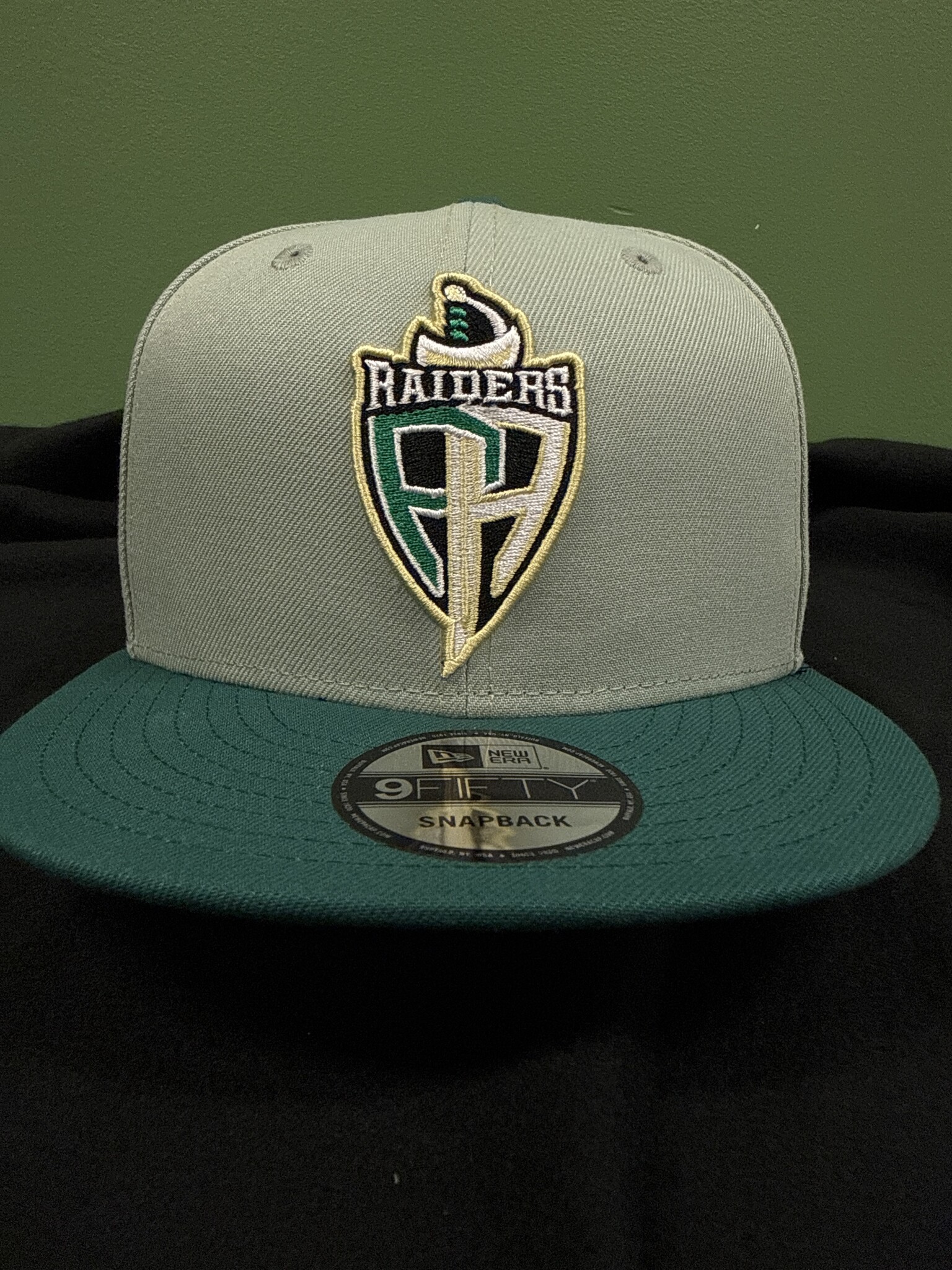 Raiders NE 950 Everest Emerald