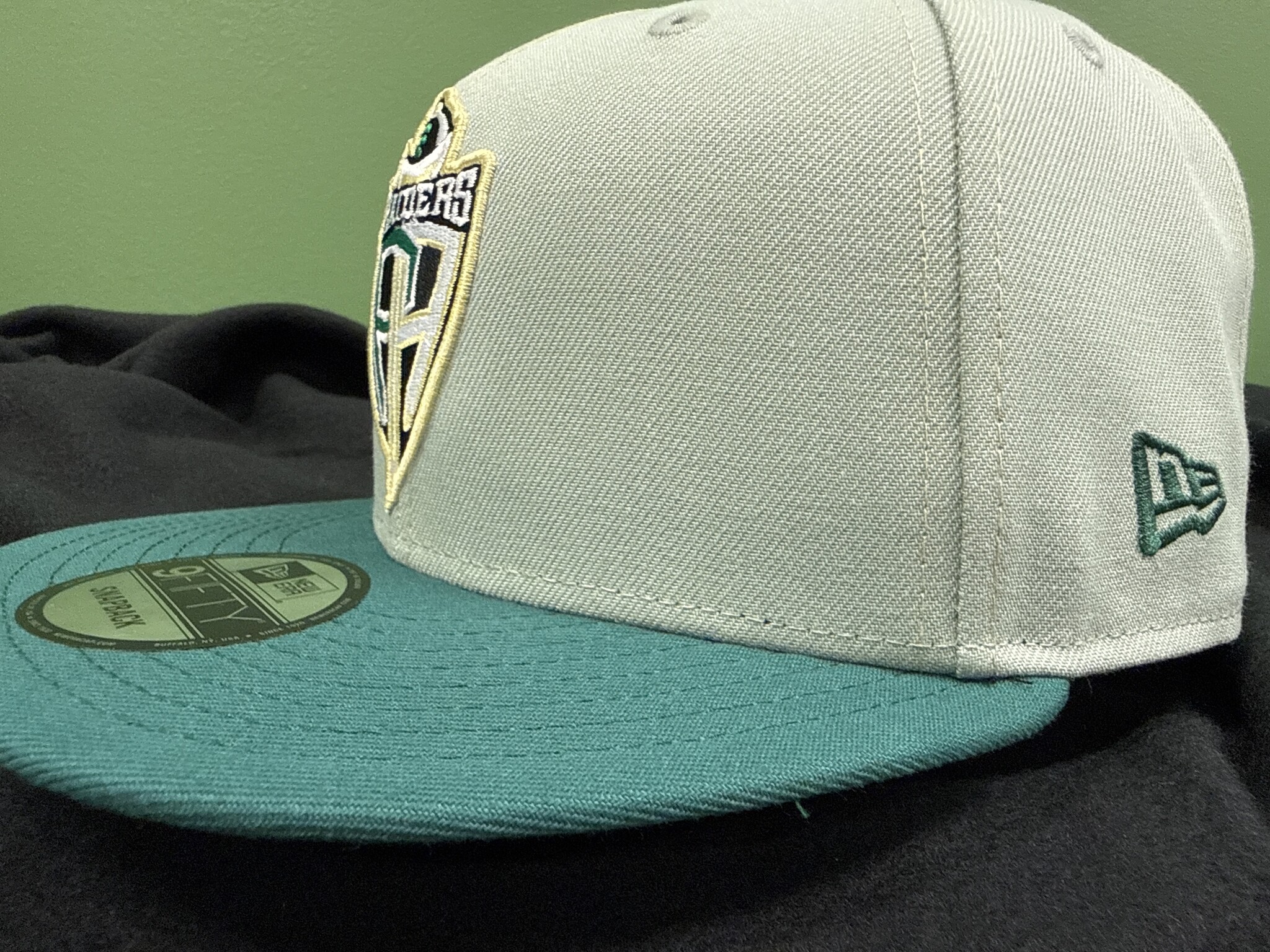 Raiders NE 950 Everest Emerald