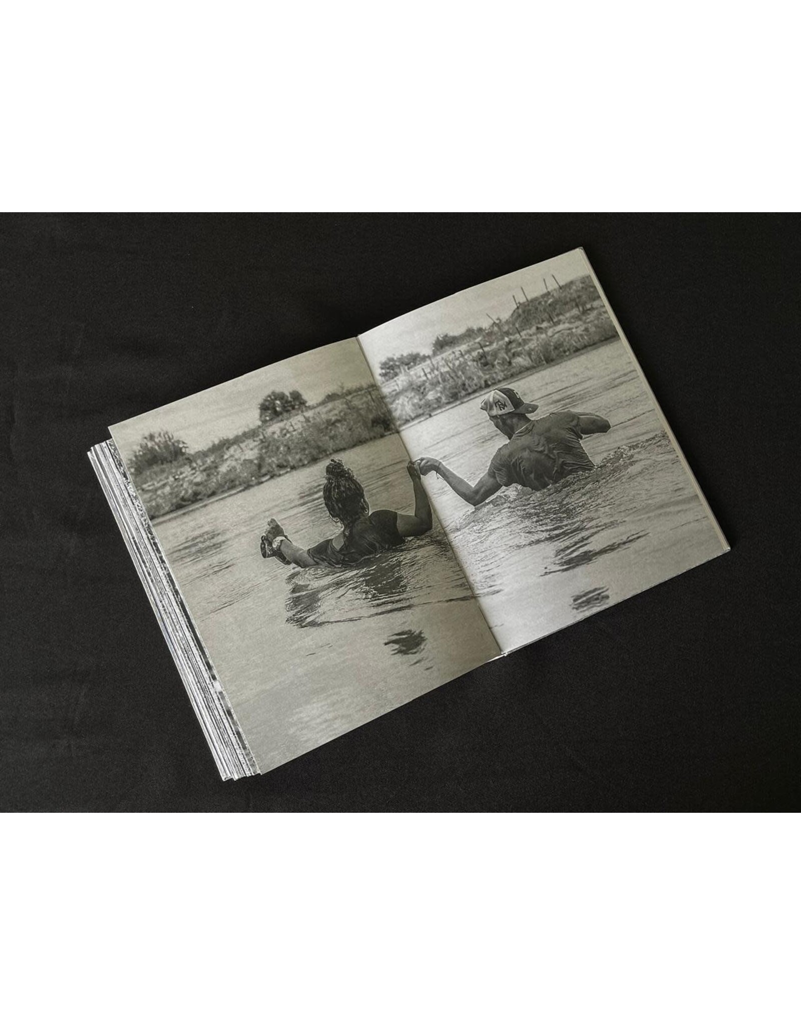 Alejandro Cegarra: Dos Muros | Two Walls