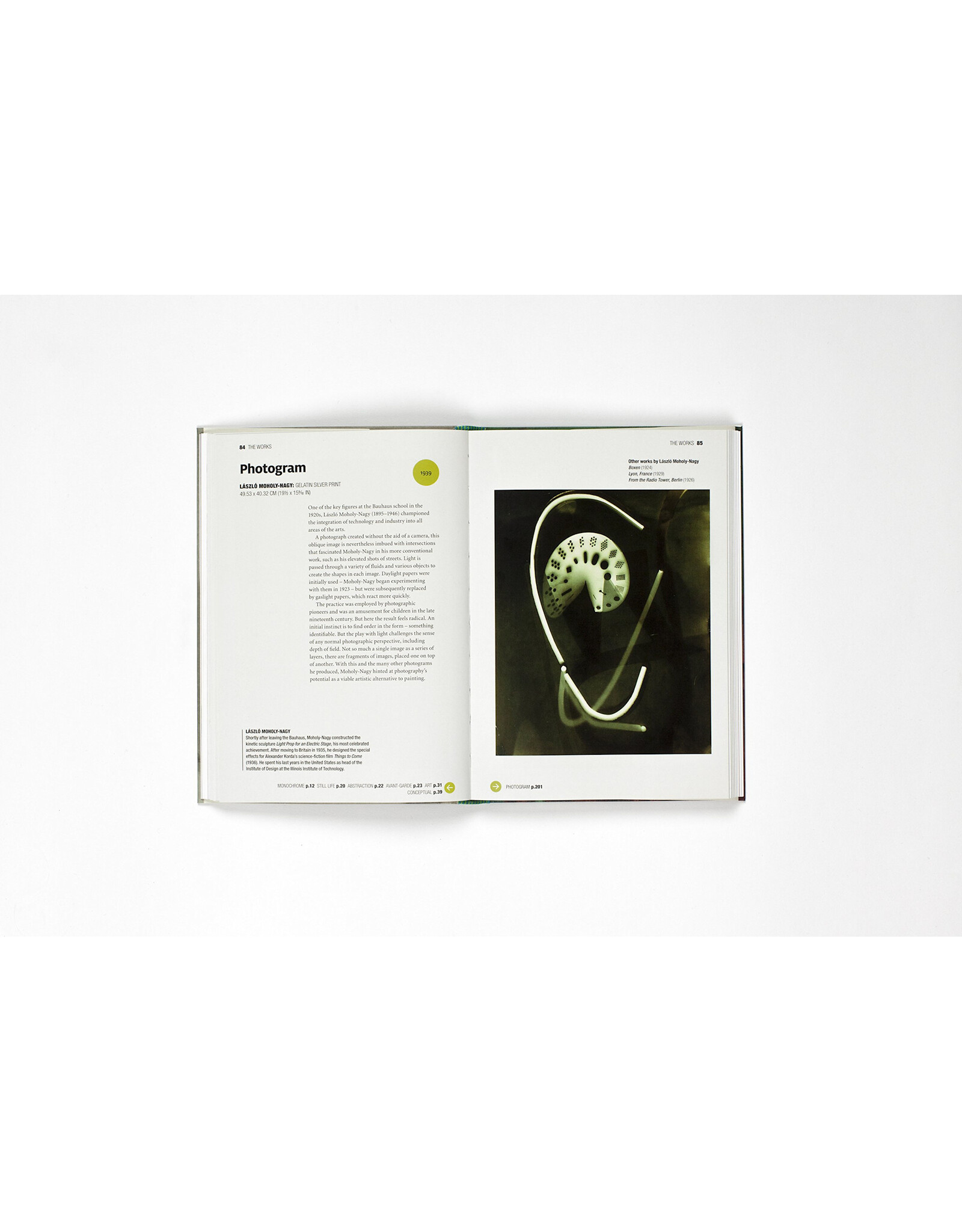 chronicle books The Short Story of Photography