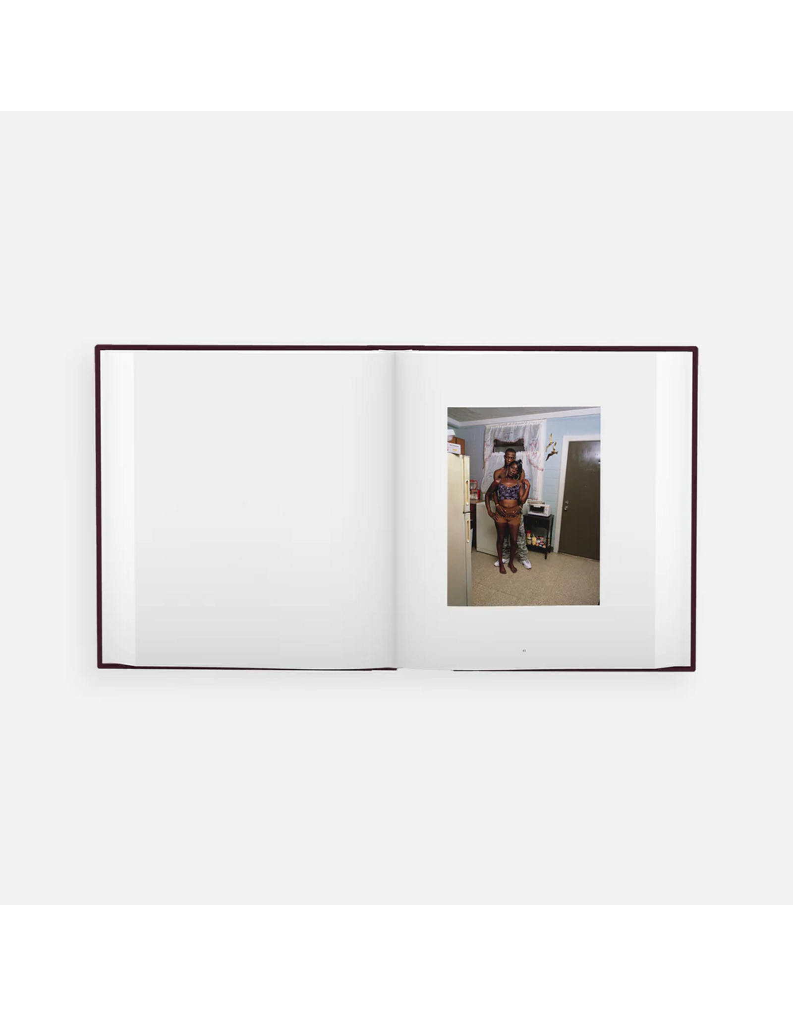 Aperture Deana Lawson: An Aperture Monograph