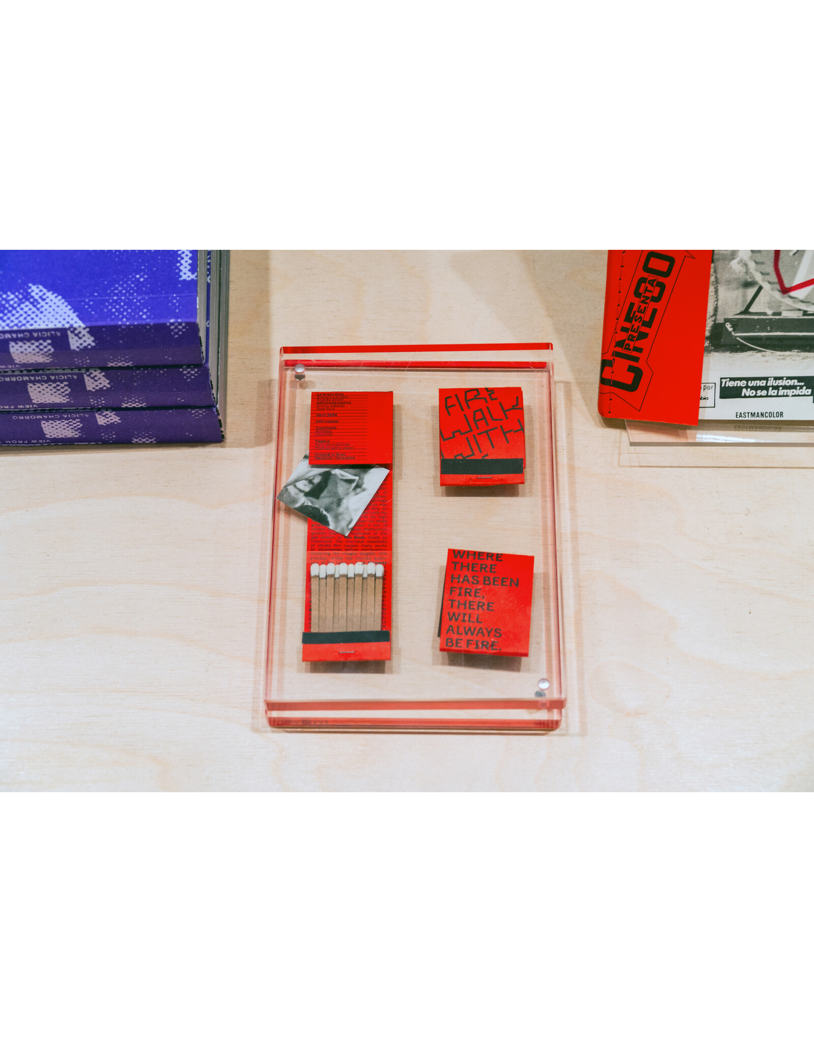 Replica Ediciones Matchbook fire walk with me