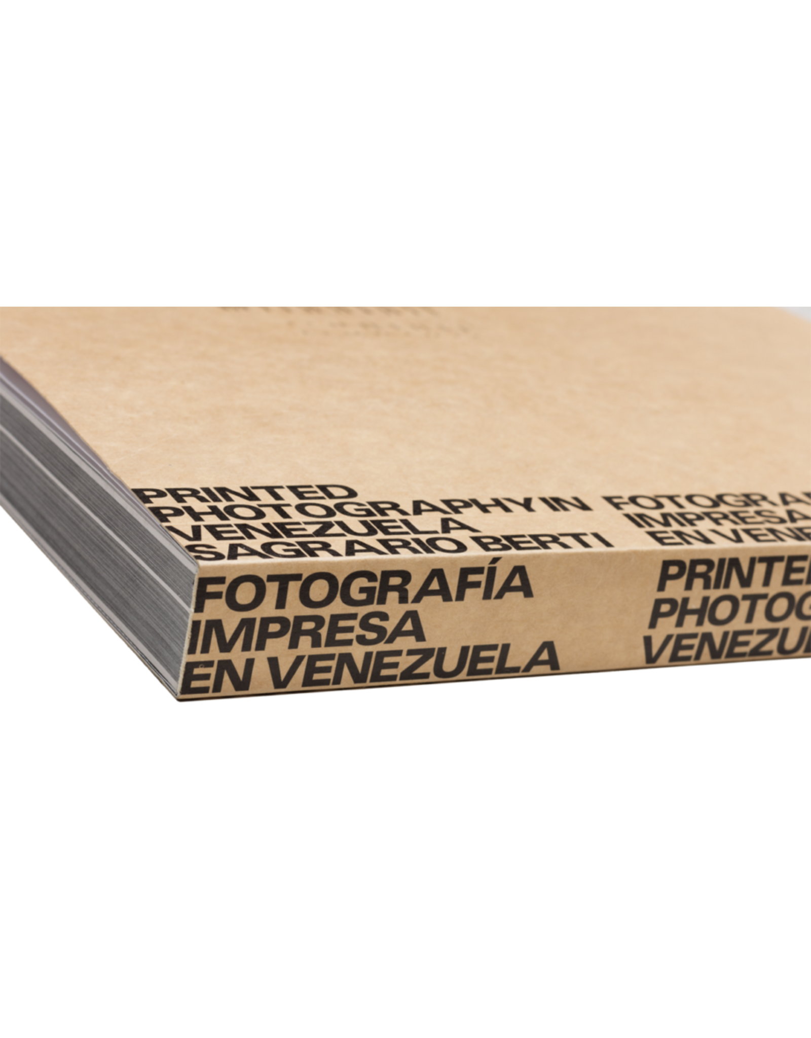 La Cueva Fotografía Impresa en Venezuela / Printed photography in Venezuela