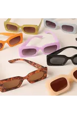 Bold Rectangular Sunglasses + sleeve