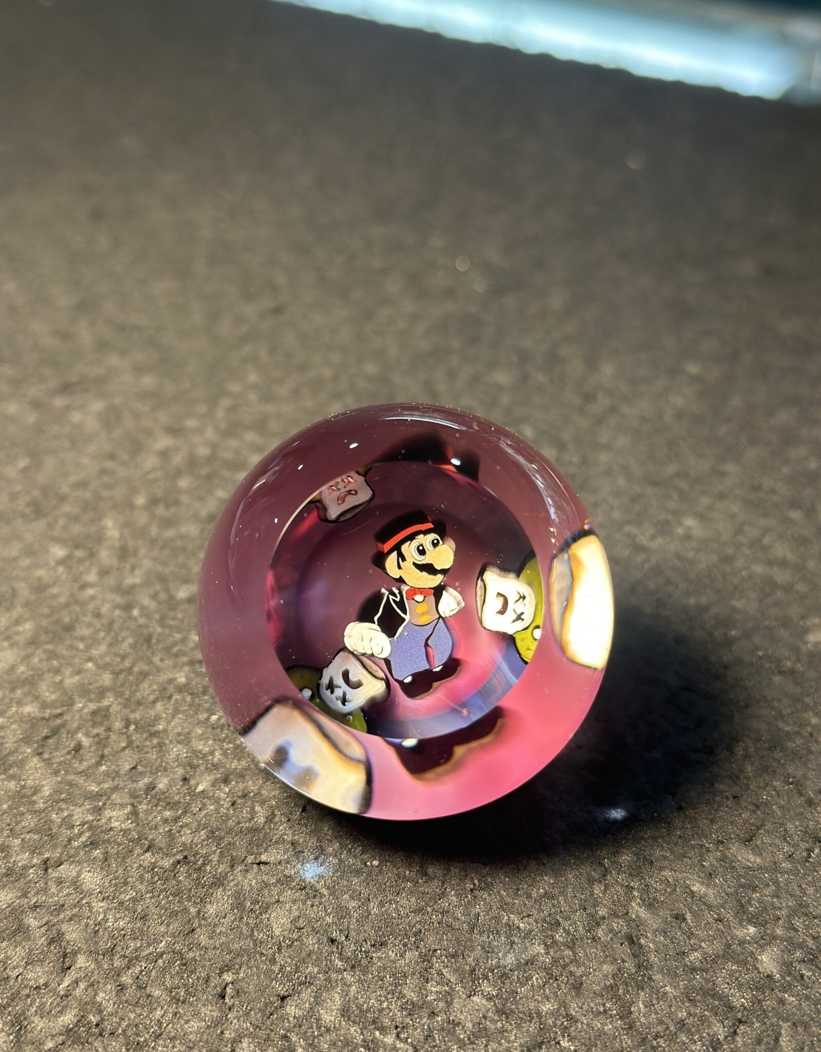 Micro Workshop Micro Tuxedo Mario and Mushroom Small Paperweight