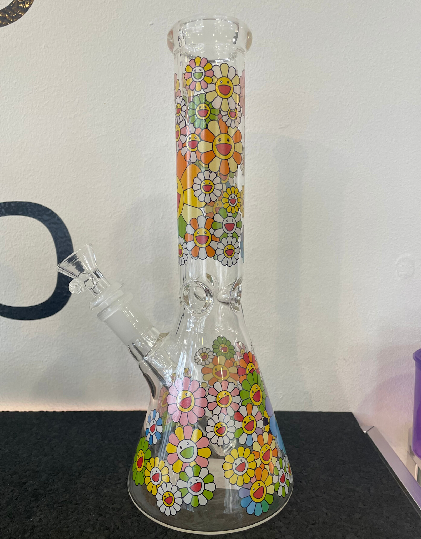 9.5” Bloomin Daisy Haze Beaker A