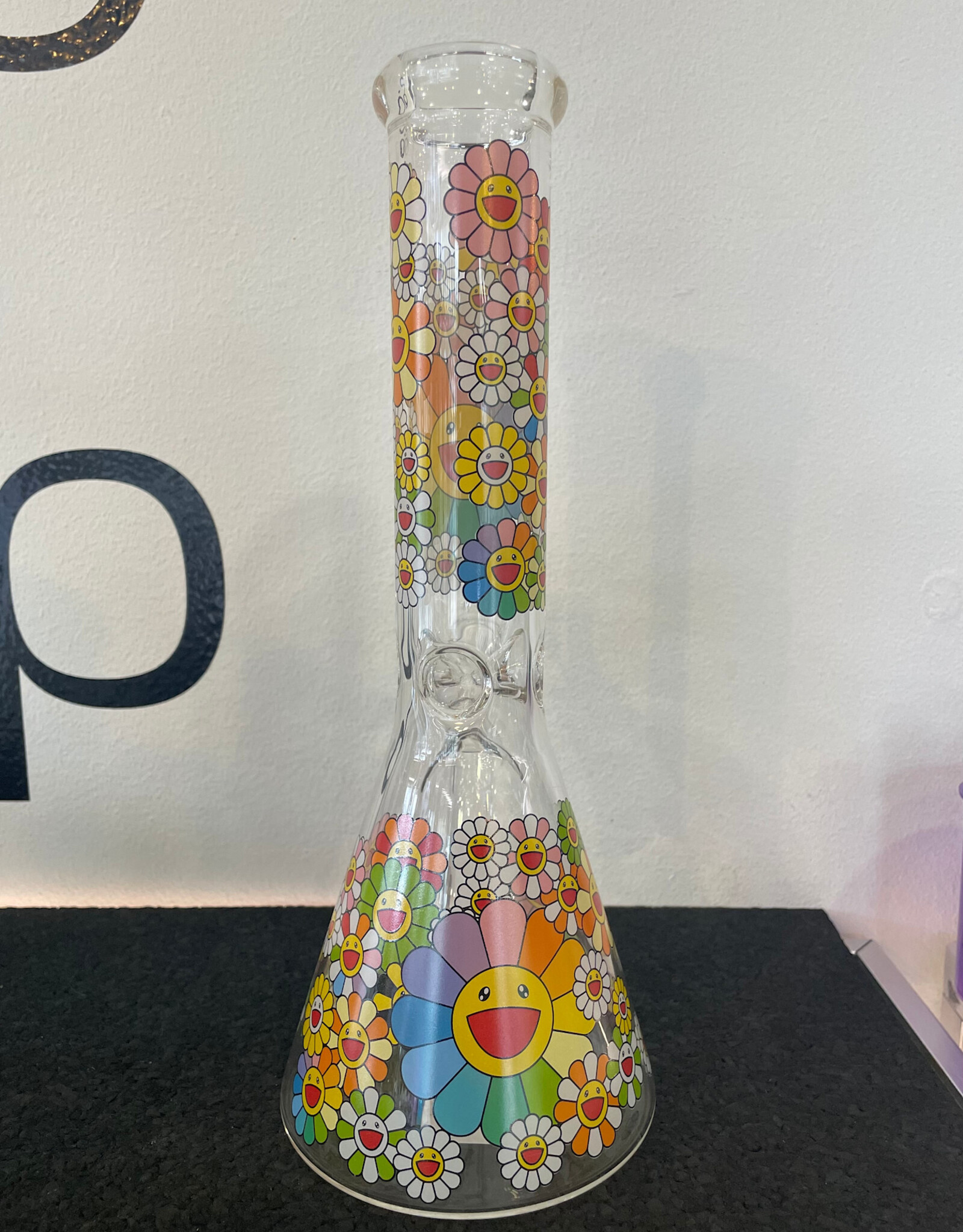 9.5” Bloomin Daisy Haze Beaker A