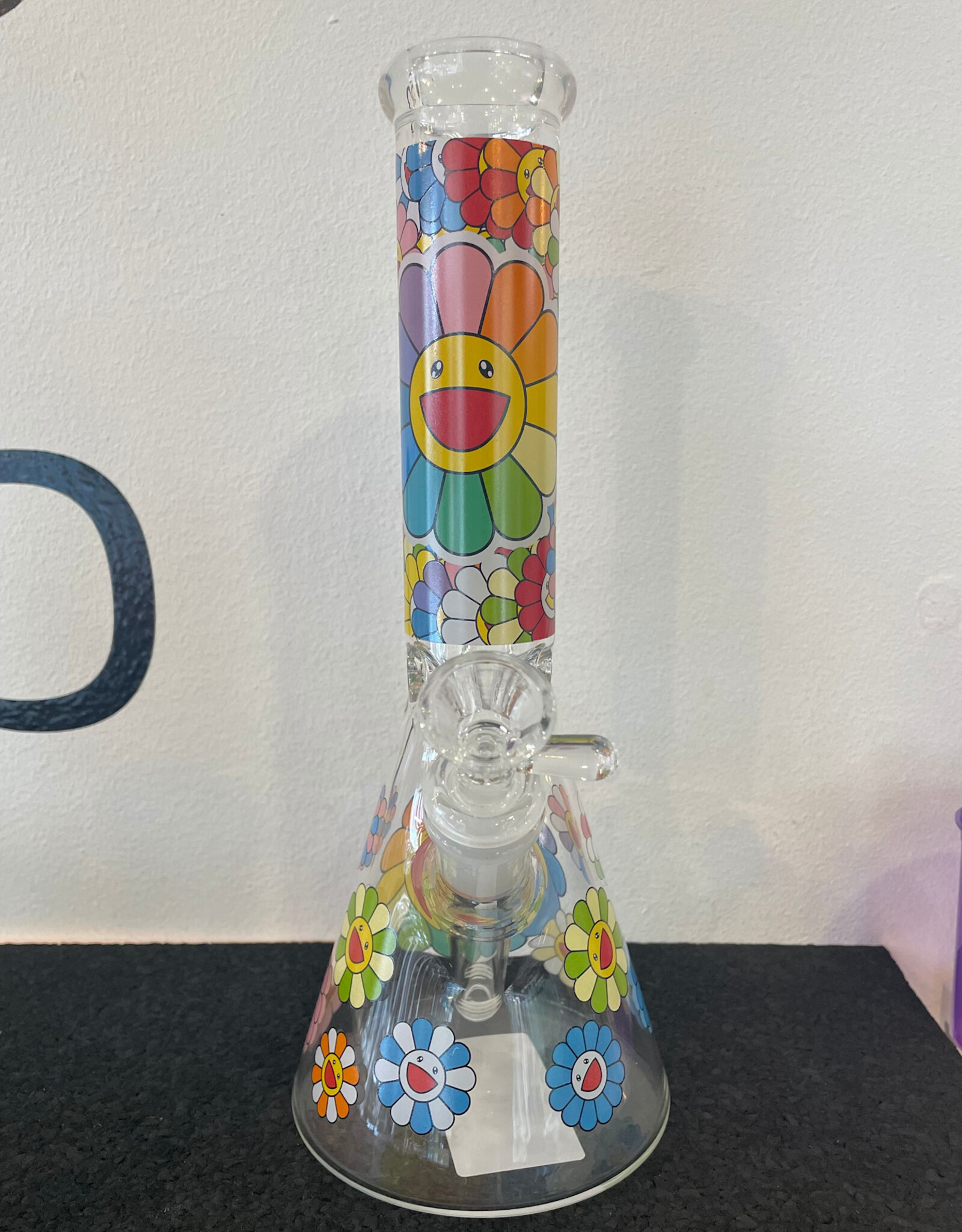 9.5” Bloomin Daisy Haze Beaker B