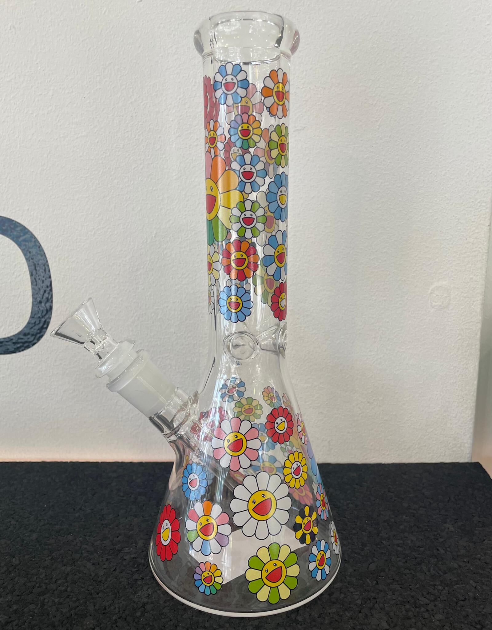 9.5” Bloomin Daisy Haze Beaker D