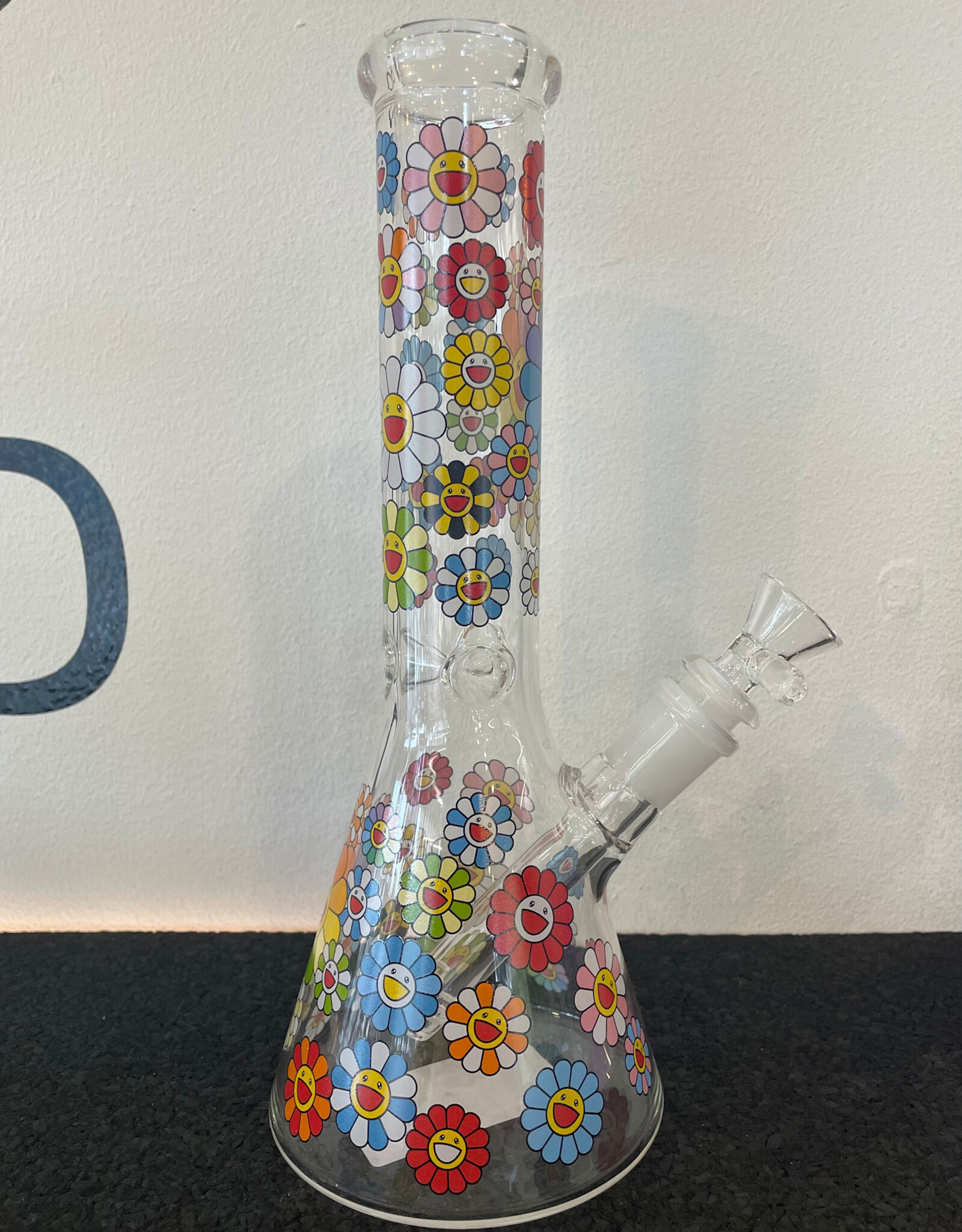 9.5” Bloomin Daisy Haze Beaker D
