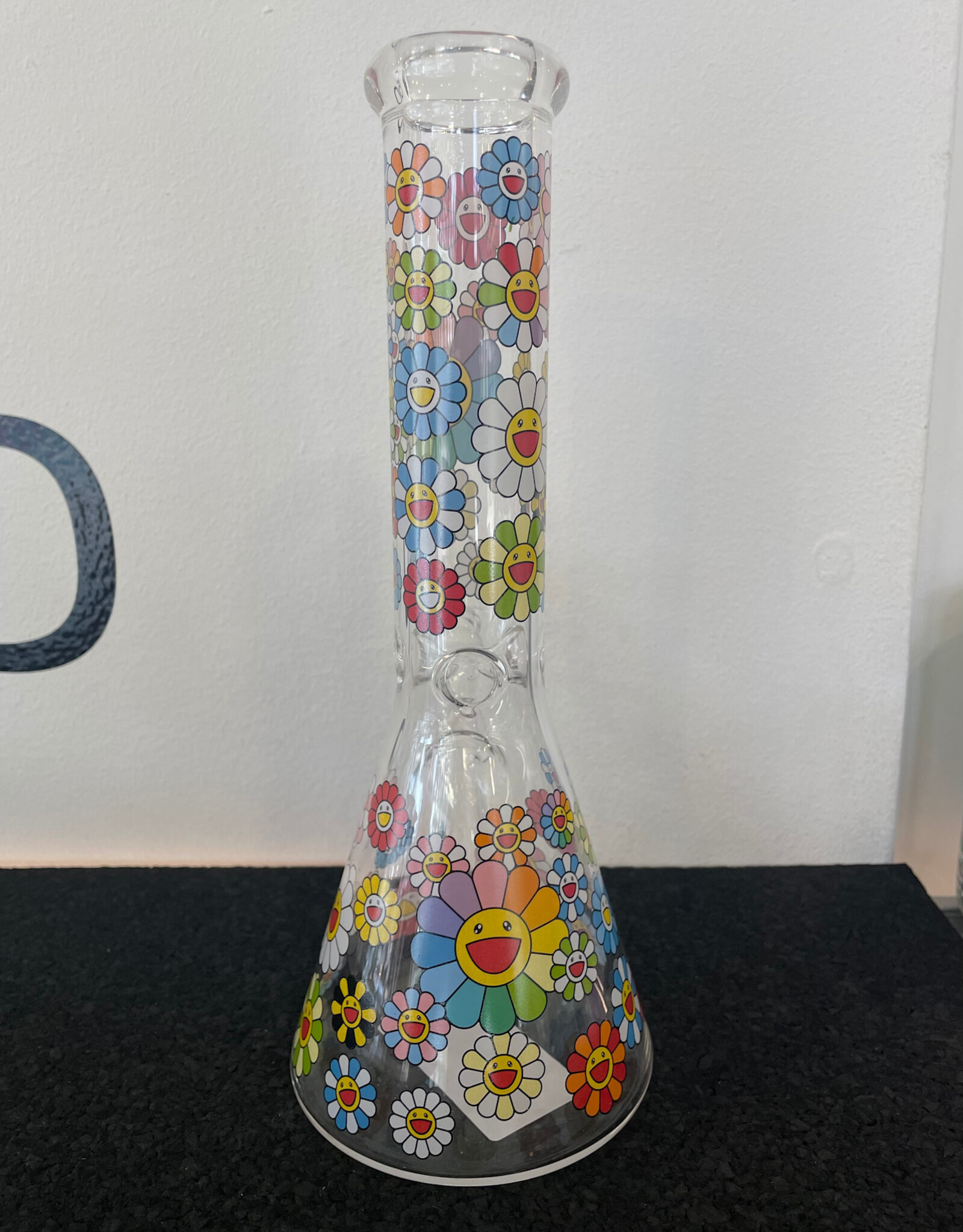 9.5” Bloomin Daisy Haze Beaker D