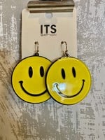 ITS Resin Smiley Face Earrings