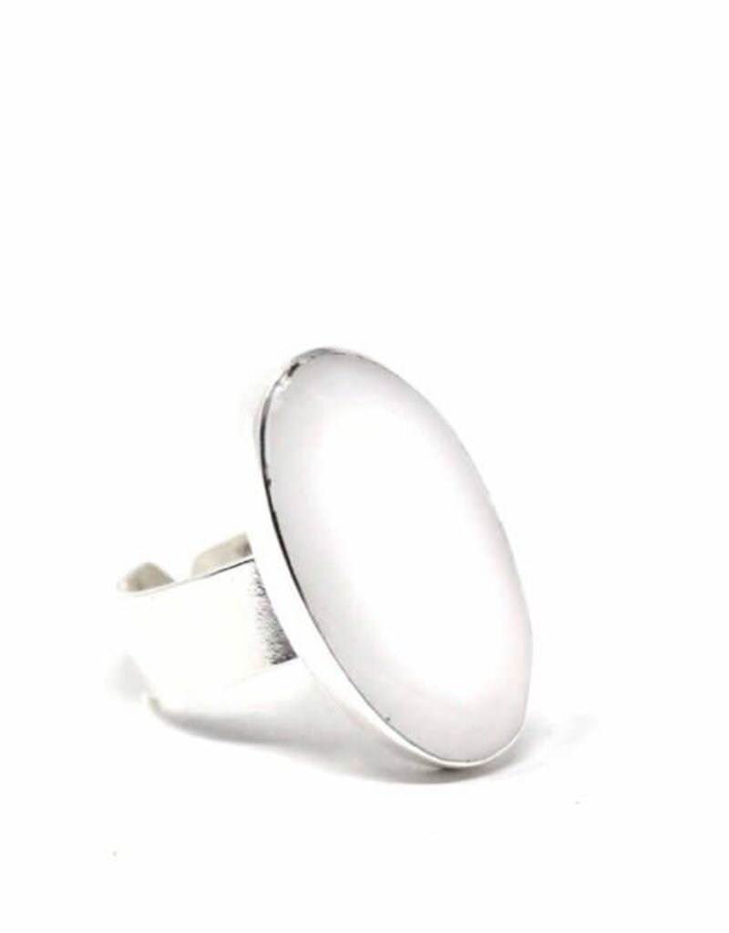 LMDLACHAMA Pearl Ring Silver Ring Moti 5.25 Ratti to 4.55 Carat Natural &  WTGTL Lab Certified Pearl (Moti) Astrological Gemstone Adjustable Silver  Ring PRAJAPATIS : Amazon.in: Fashion