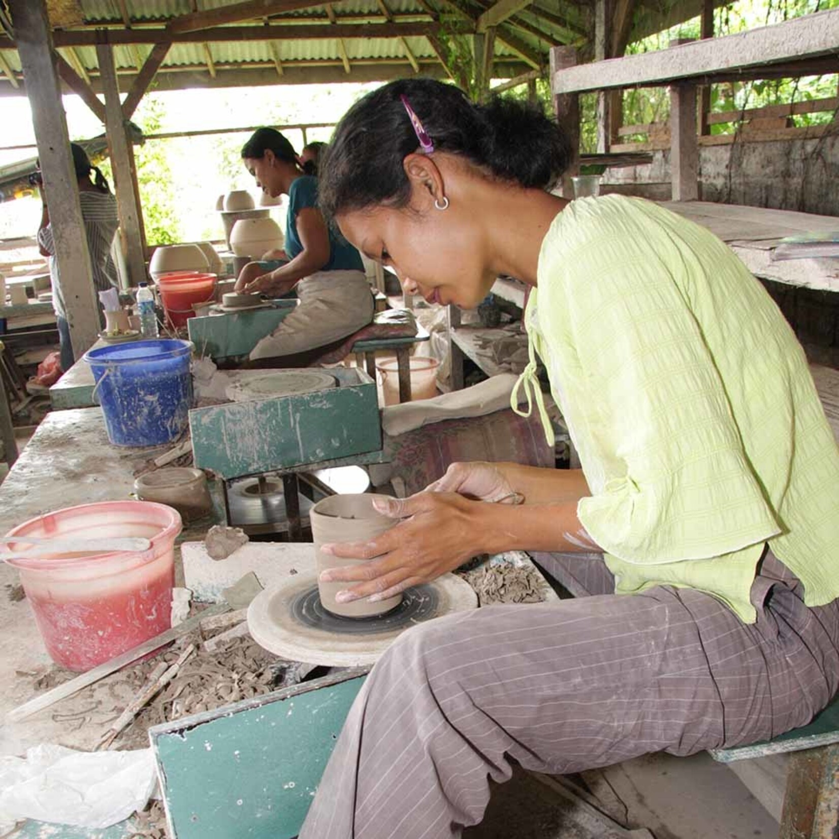 Serrv Party Cat  Medium Ring Holder