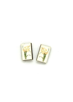Dunitz & Co Botanical Stud Earrings: Daffodil
