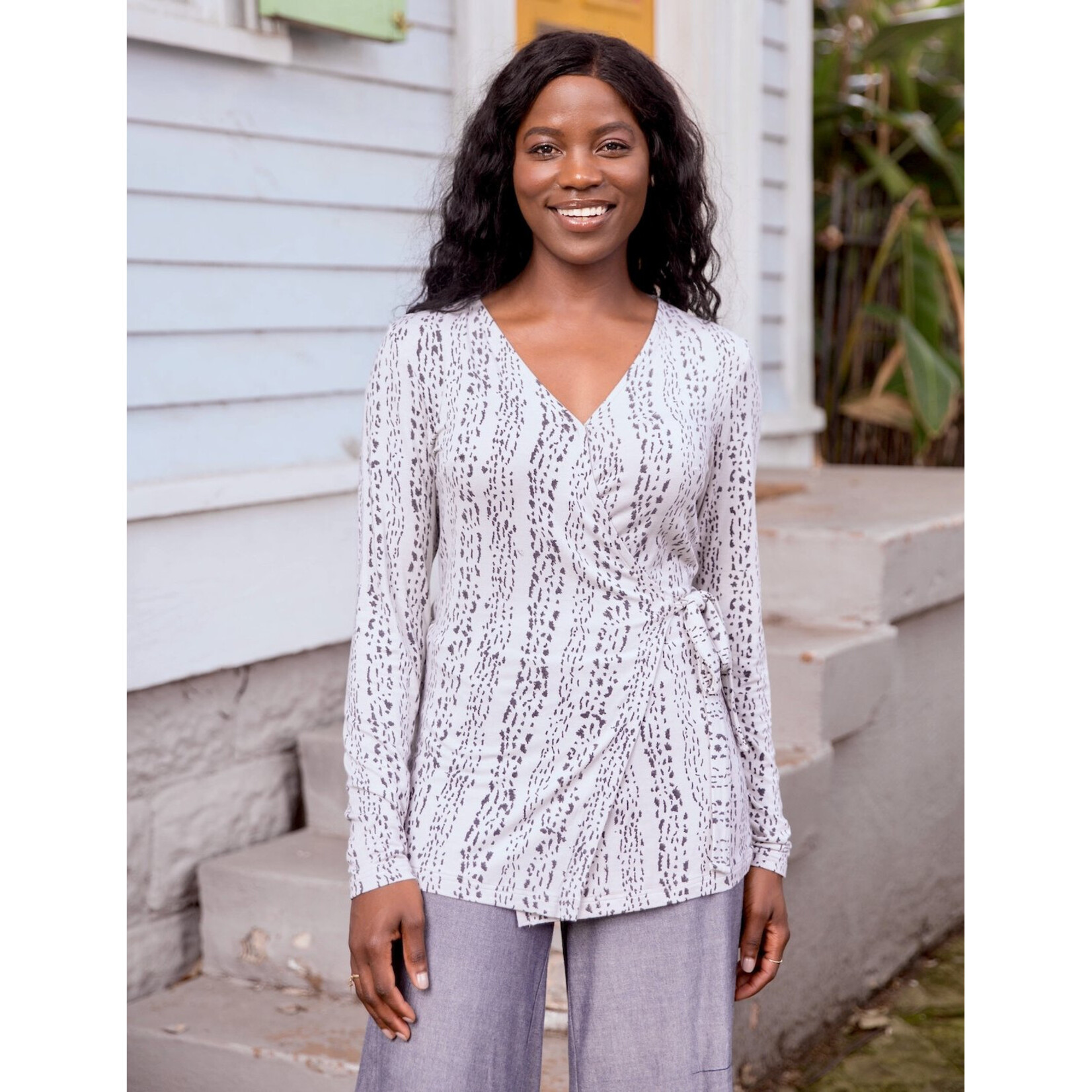 Passion Lilie Marble Wrap Top