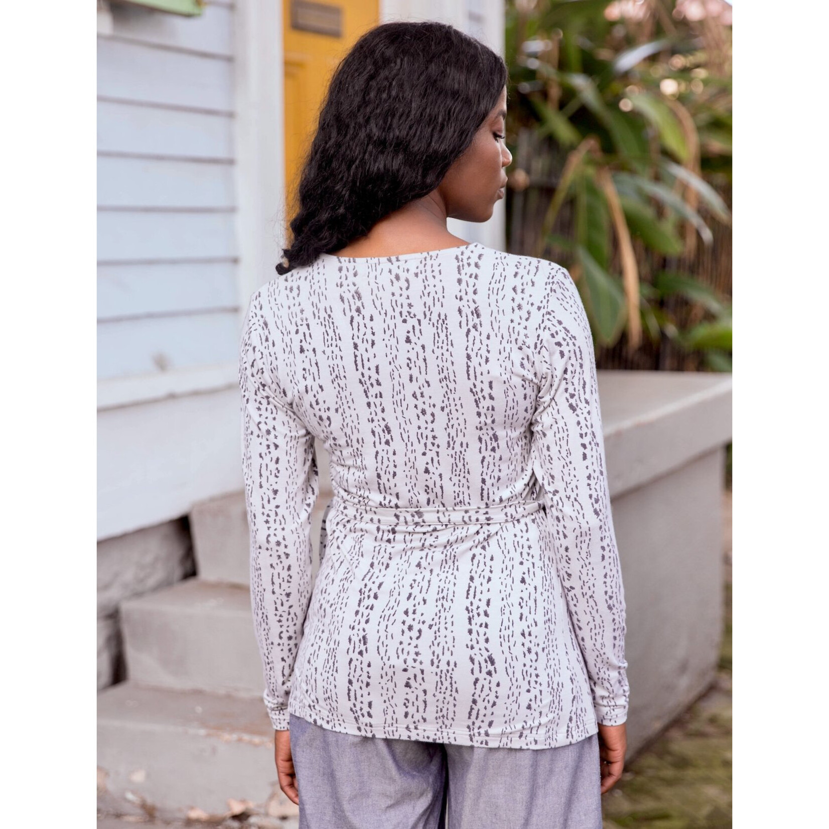 Passion Lilie Marble Wrap Top