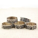 Minga Imports Labrado Ring