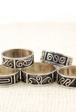 Minga Imports Labrado Band Luster Ring Silver