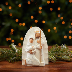 Serrv Albizia Holy Family Nativity