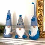 Global Crafts Winter Blues Dot Gnome