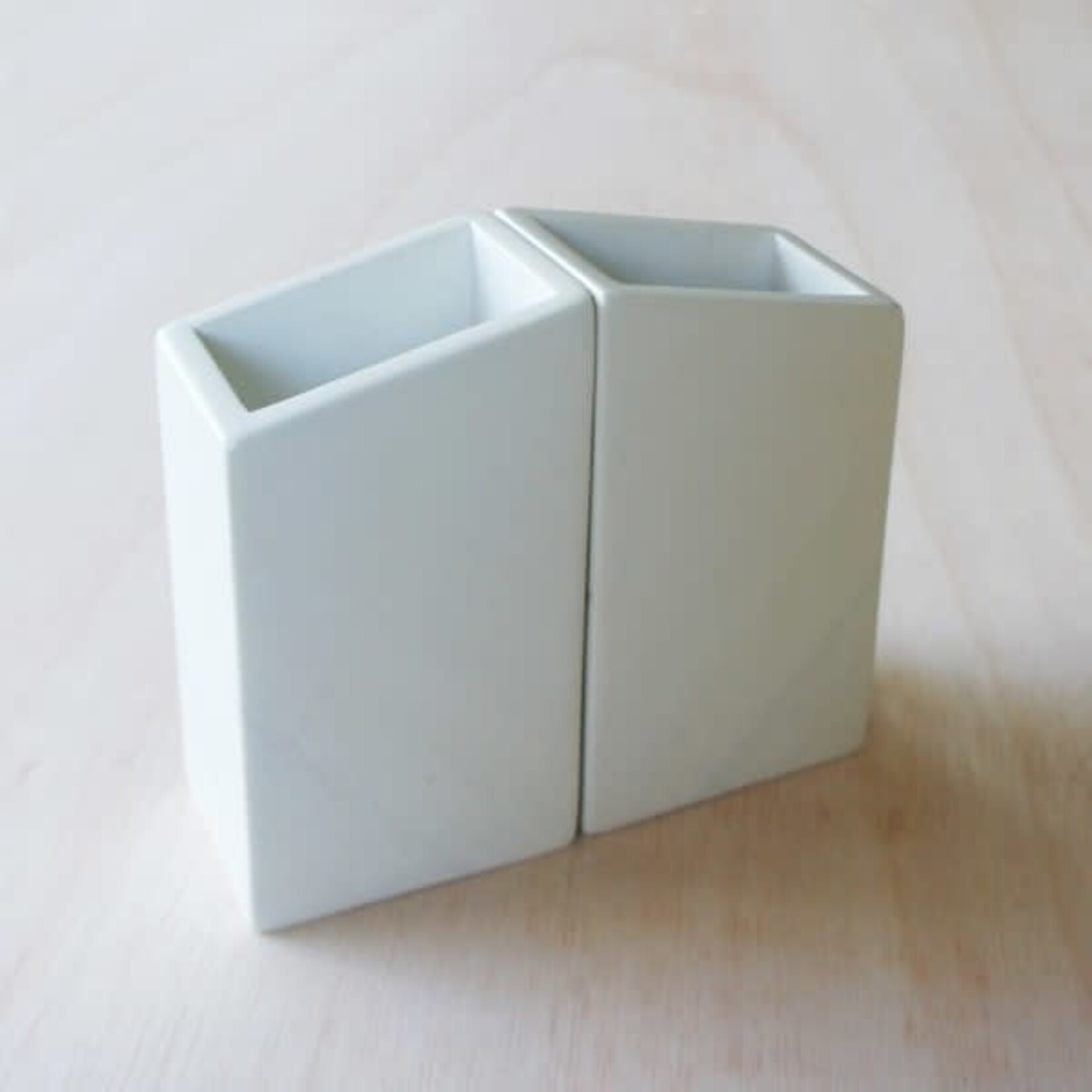 Venture Imports Natural Kisii Soapstone Vase Bookends
