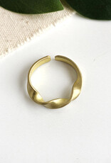 World Finds Triple Twist Gold Ring size 7