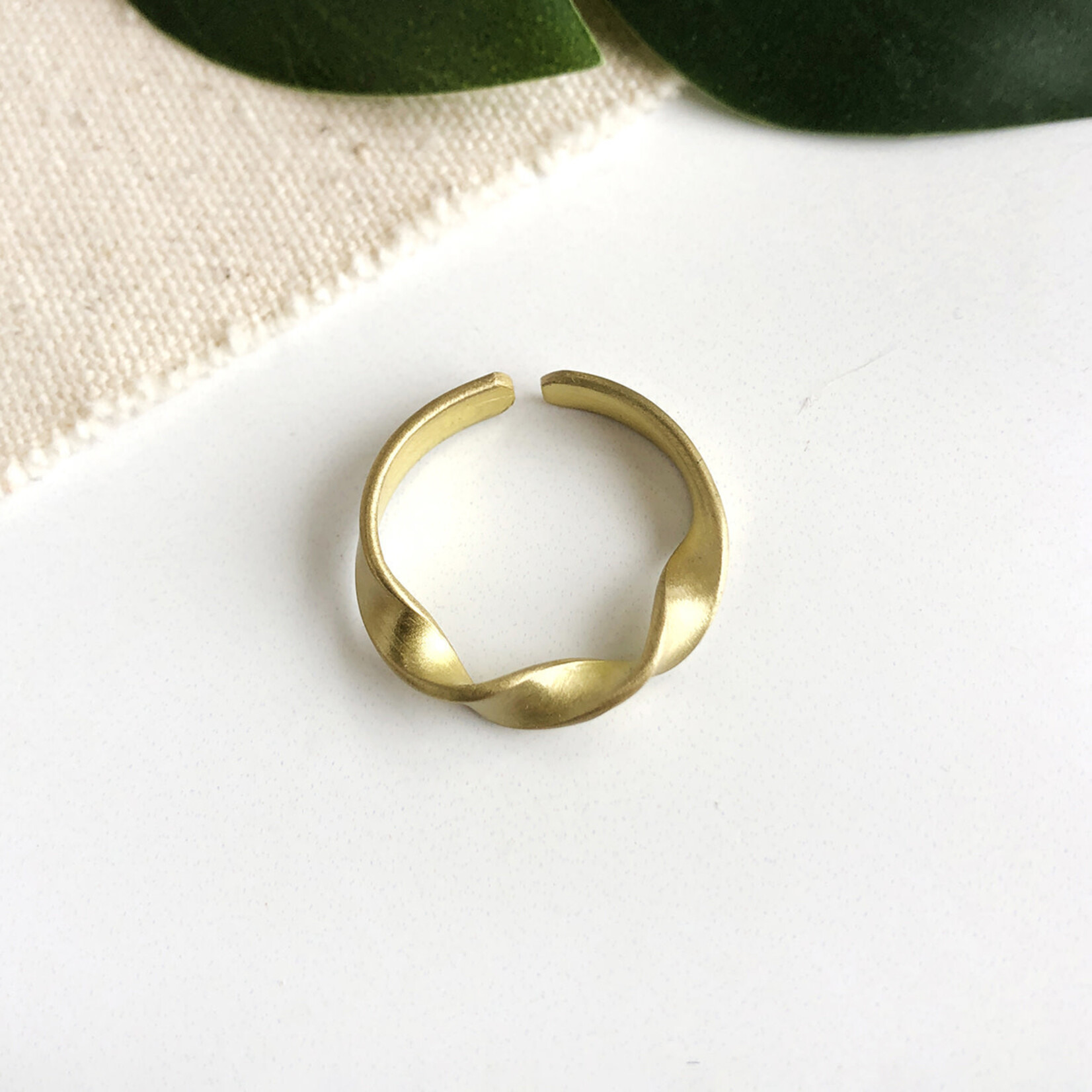 World Finds Triple Twist Gold Ring