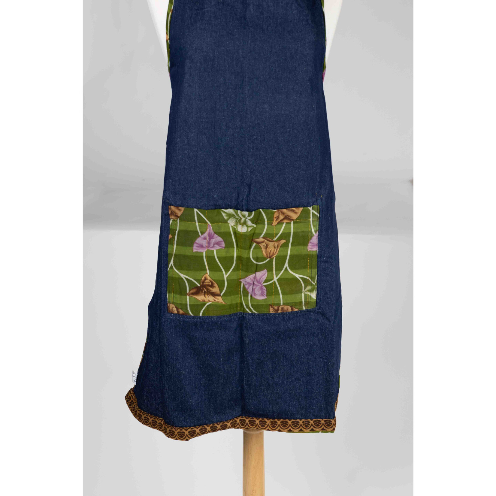 Ten Thousand Villages Reversible Sari Apron