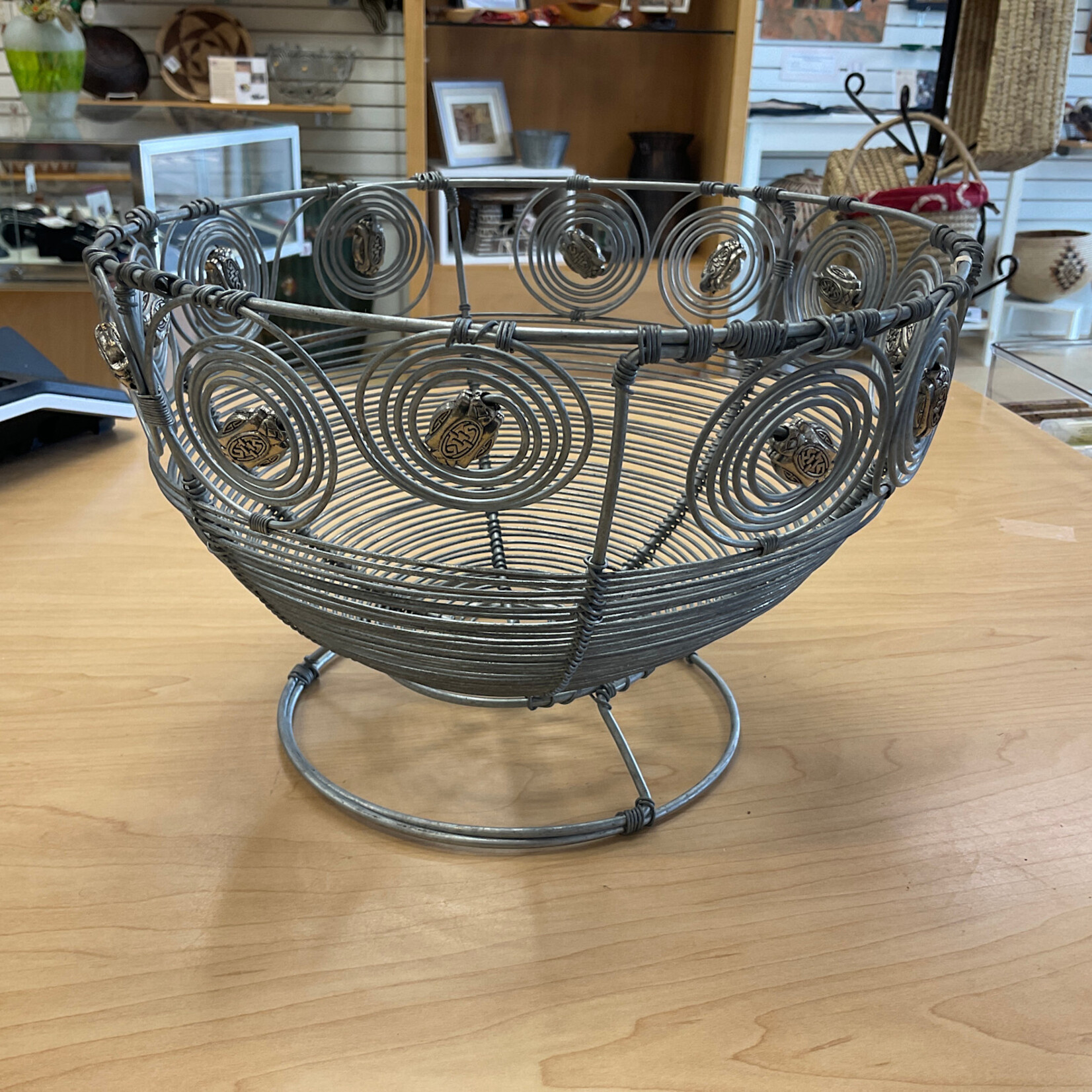 ViAfrika Wire Fruit Basket*